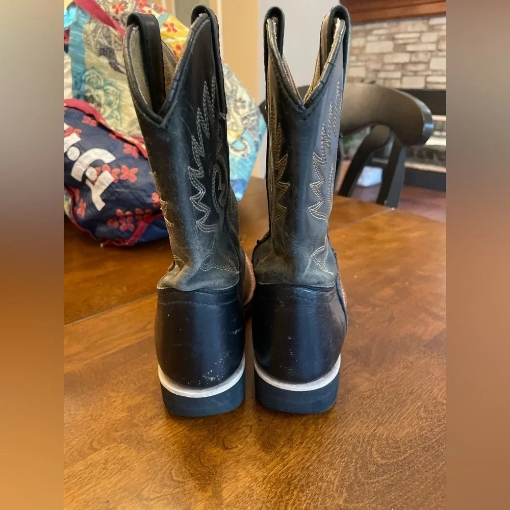 Justin Boots there some